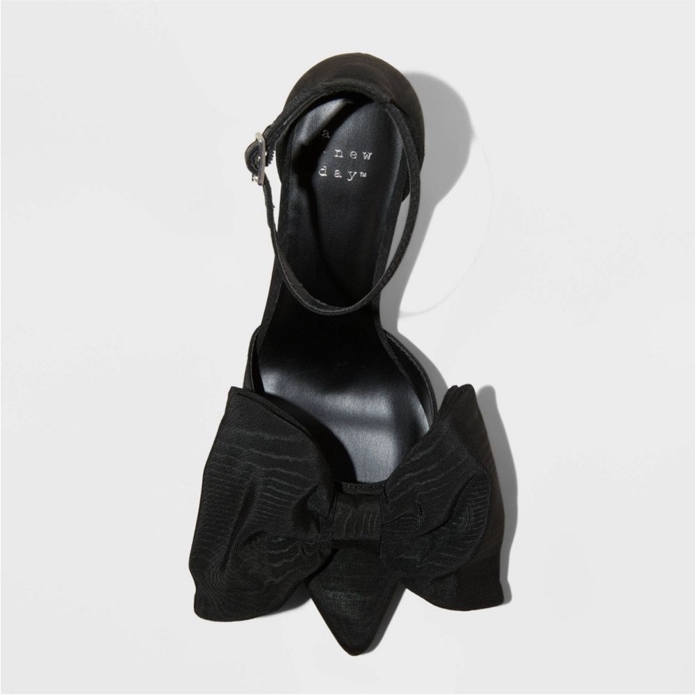 Grace Bow Heels with Memory Foam Insole - Picture 3 of 6